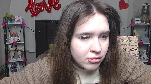Snapshot of LauraHlot chatting on 03/02/25, 09:54 LauraHlot online show from 03/02/25, 09:54