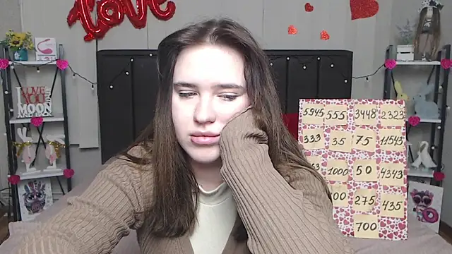 Snapshot of LauraHlot chatting on 03/03/25, 12:59 LauraHlot online show from 03/03/25, 12:59