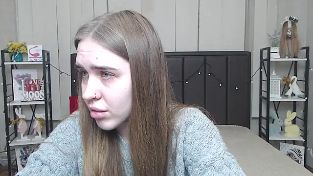 LauraHlot online show from 11/23/25, 07:13