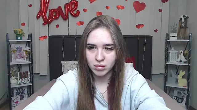 LauraHlot online show from 03/06/26, 06:15