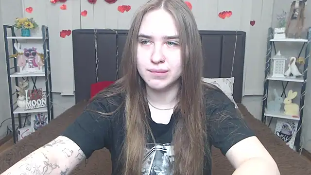 LauraHlot online show from 05/14/26, 05:31