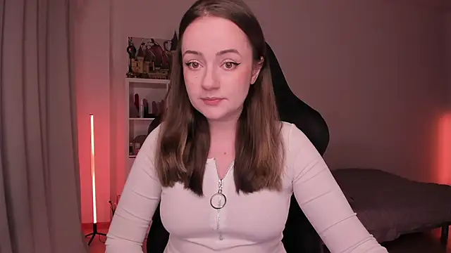 WalkingGirl online show from 01/28/25, 06:17