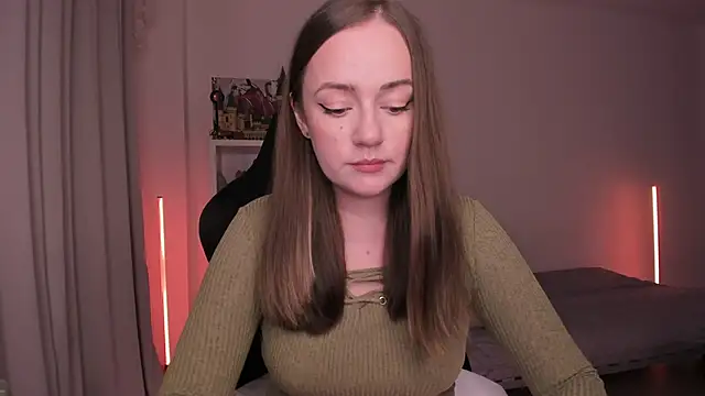 WalkingGirl online show from 02/01/25, 05:58