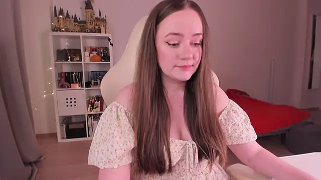 WalkingGirl online show from 10/01/25, 08:59