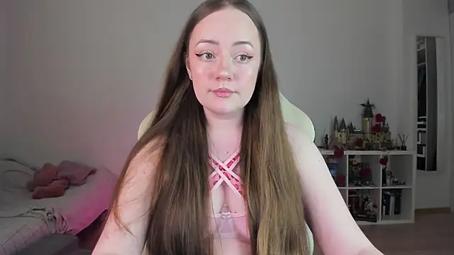 WalkingGirl online show from 02/14/26, 12:29