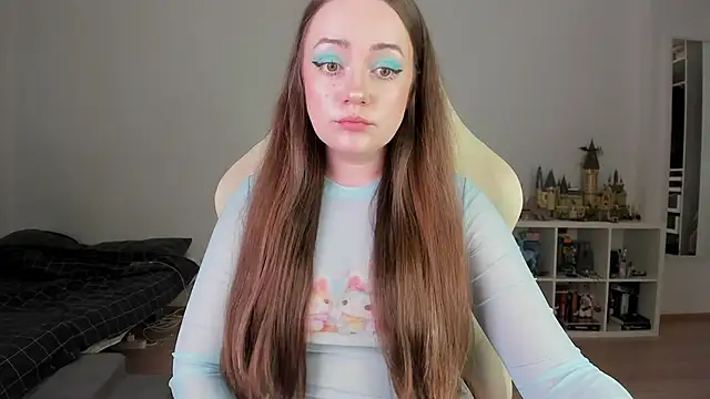 WalkingGirl online show from 03/19/26, 03:38