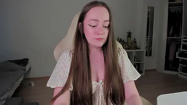 WalkingGirl online show from 03/24/26, 04:23