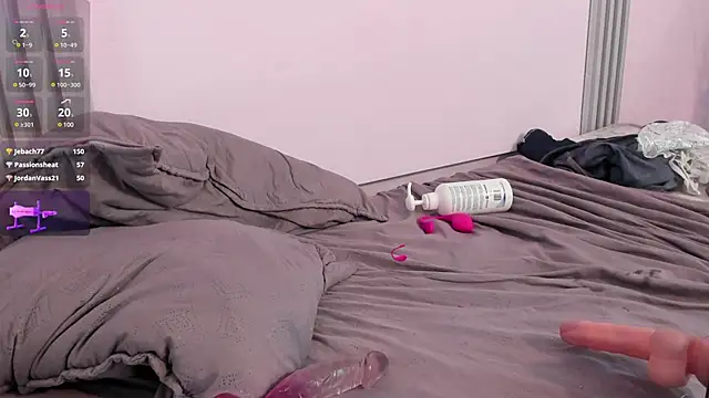 Sofia  rivera online show from 12/14/24, 09:56