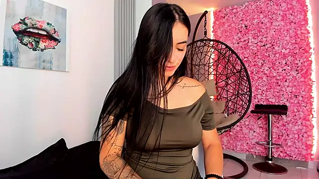 Sofia  rivera online show from 02/08/25, 11:02