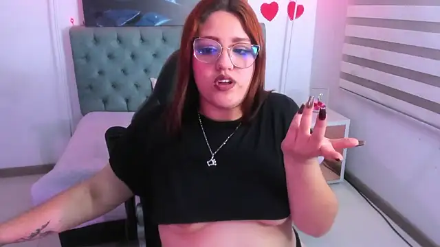 Camiila Osorio online show from 02/25/25, 06:47