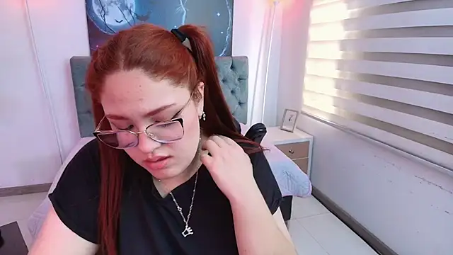 Camiila Osorio online show from 03/21/25, 04:18