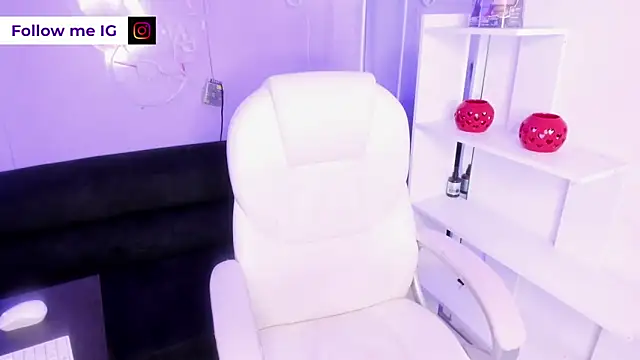 Camiila Osorio online show from 03/17/26, 07:28