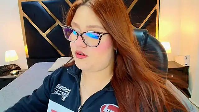 Snapshot of Camiila_Osorio chatting on 06/09/26, 07:36 Camiila Osorio online show from 06/09/26, 07:36