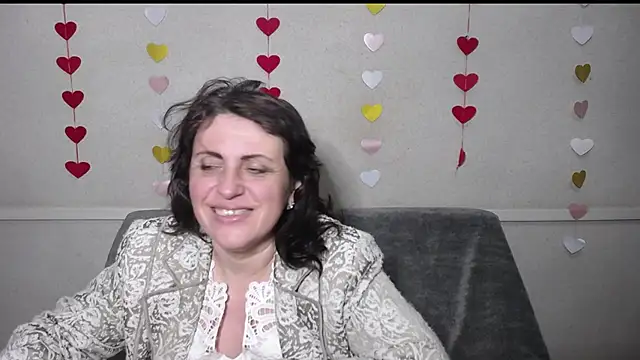 LuciaMii online show from 03/04/25, 12:39