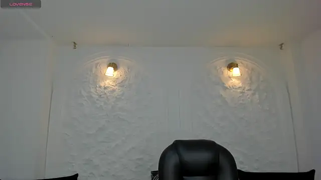 ValeriaVelvet online show from 04/14/26, 12:00