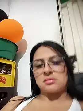 Linda Lars online show from 11/02/25, 03:31