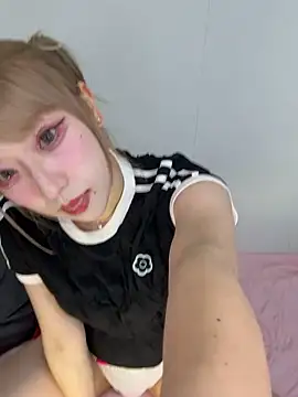 alice  1111 online show from 05/18/26, 02:40