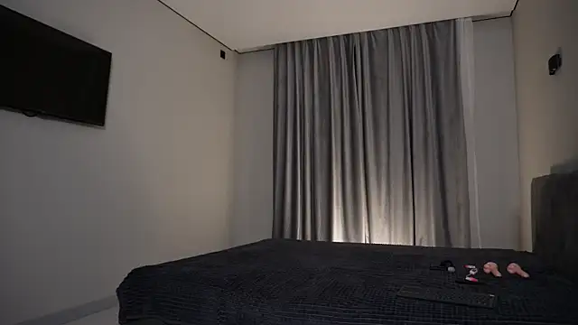 Nik Sharp online show from 03/20/26, 04:12