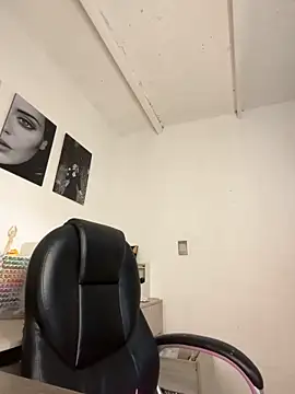 JESSI NAOMI online show from 03/27/26, 04:40