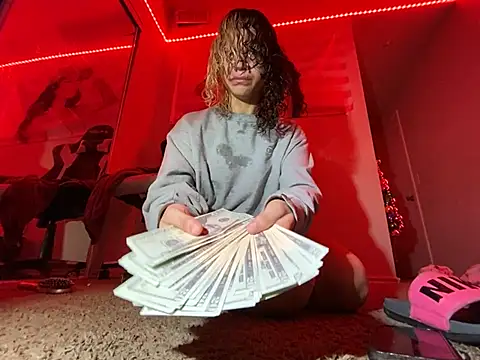 Creolegirl19 online show from 03/01/26, 12:40