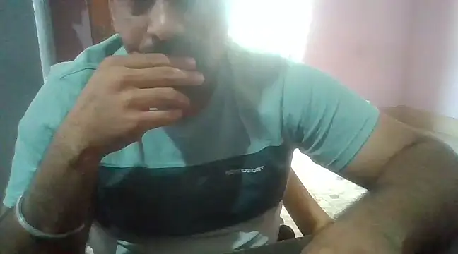 Snapshot of boyplay1000 chatting on 02/24/25, 08:38 boyplay1000 online show from 02/24/25, 08:38