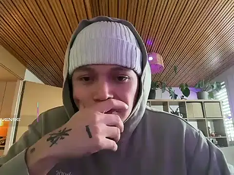 Snapshot of ccamilo-andress chatting on 01/08/26, 10:17 ccamilo-andress online show from 01/08/26, 10:17