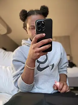 MobyDxck online show from 01/03/25, 11:33