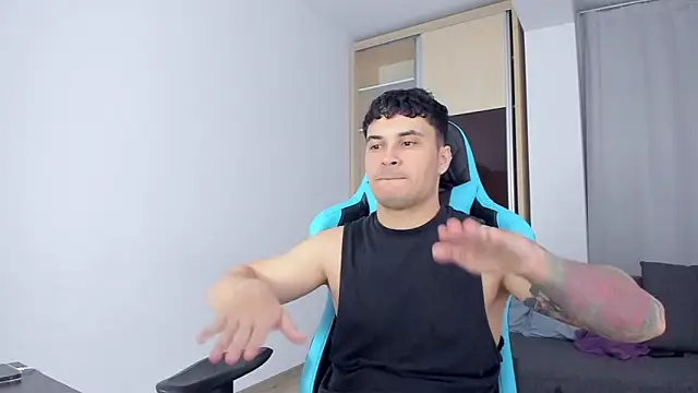 MatMalonne online show from 12/25/24, 04:22