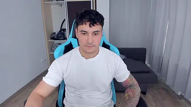 MatMalonne online show from 12/28/24, 01:06