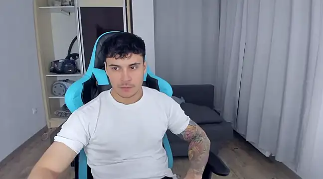 MatMalonne online show from 12/28/24, 04:09