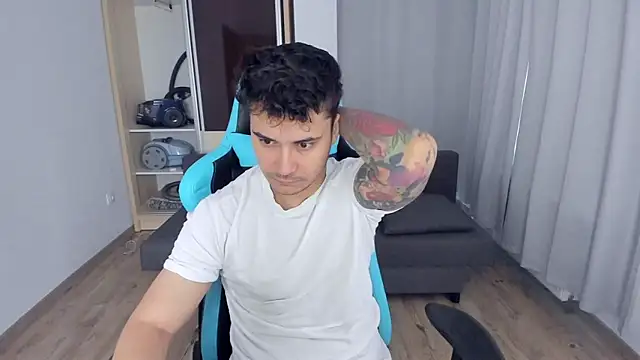 MatMalonne online show from 12/29/24, 06:24