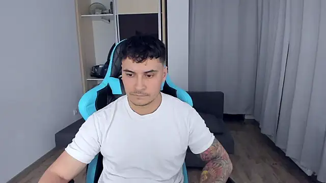 MatMalonne online show from 12/30/24, 03:35