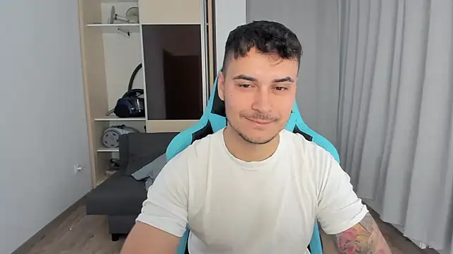 MatMalonne online show from 11/28/25, 07:33