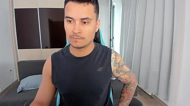 Snapshot of MatMalonne chatting on 06/15/26, 04:47 MatMalonne online show from 06/15/26, 04:47
