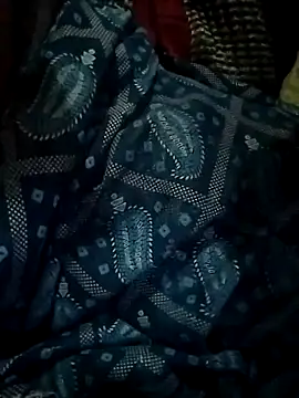Snapshot of Cutkajal chatting on 01/09/25, 01:29 Cutkajal online show from 01/09/25, 01:29
