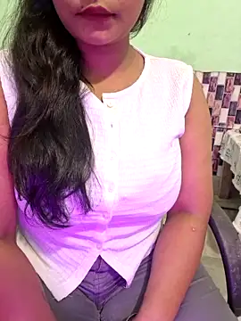 N-Natasha online show from 09/18/25, 12:34