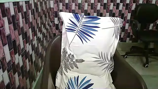 N-Natasha online show from 09/21/25, 09:33