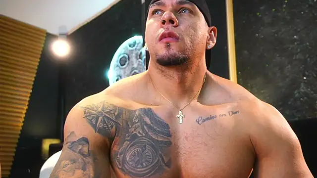 MassimoWalton2 online show from 11/05/25, 12:05