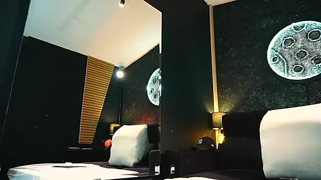 MassimoWalton2 online show from 11/24/25, 01:33