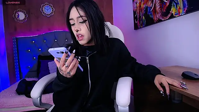 Bunny O online show from 02/11/25, 08:20