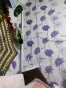 SweetLeila40 online show from 01/02/25, 07:40