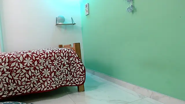 evaleribigtits18 online show from 04/03/26, 01:36