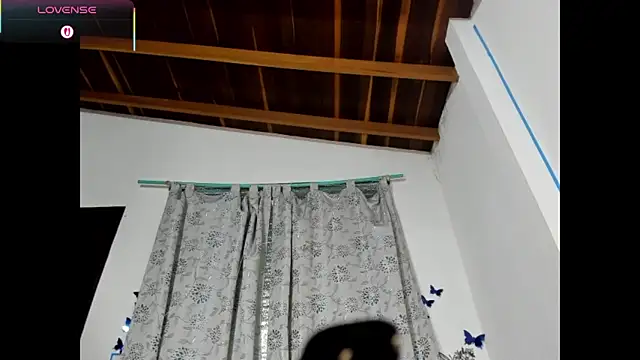 Laila Laly online show from 04/28/26, 03:17