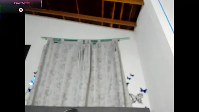 Snapshot of Laila_Laly chatting on 04/29/26, 03:49 Laila Laly online show from 04/29/26, 03:49