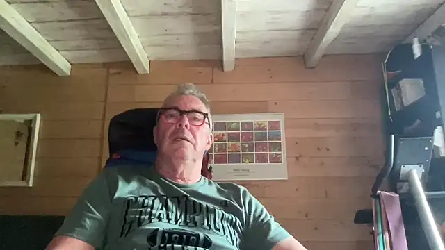 Snapshot of lelohop chatting on 05/05/26, 09:28 lelohop online show from 05/05/26, 09:28