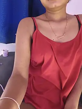 Snapshot of yhona_darling chatting on 06/16/26, 12:35 yhona darling online show from 06/16/26, 12:35