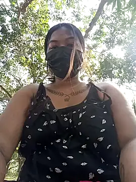 Hot Urvi online show from 04/22/26, 09:22