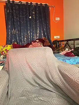 Snapshot of Hot_Urvi chatting on 06/06/26, 02:55 Hot Urvi online show from 06/06/26, 02:55