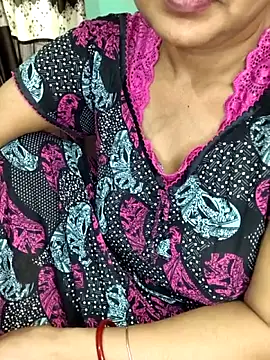 MUMTAJ-1 online show from 04/19/26, 01:27