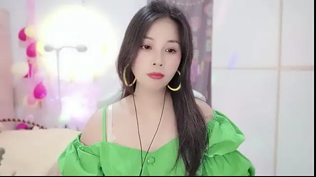 HK angelchloe online show from 02/27/25, 11:10